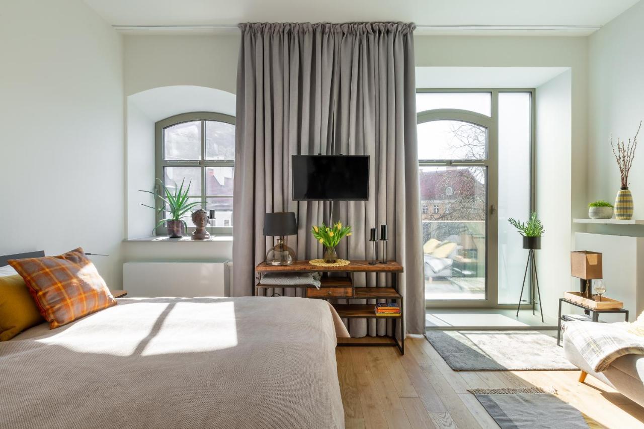 Apartament Sloneczny - Mlyn Maria - Art Apartments Вроцлав Экстерьер фото